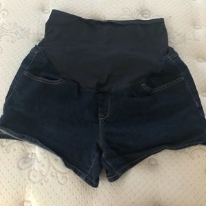 Old Navy maternity jean shorts